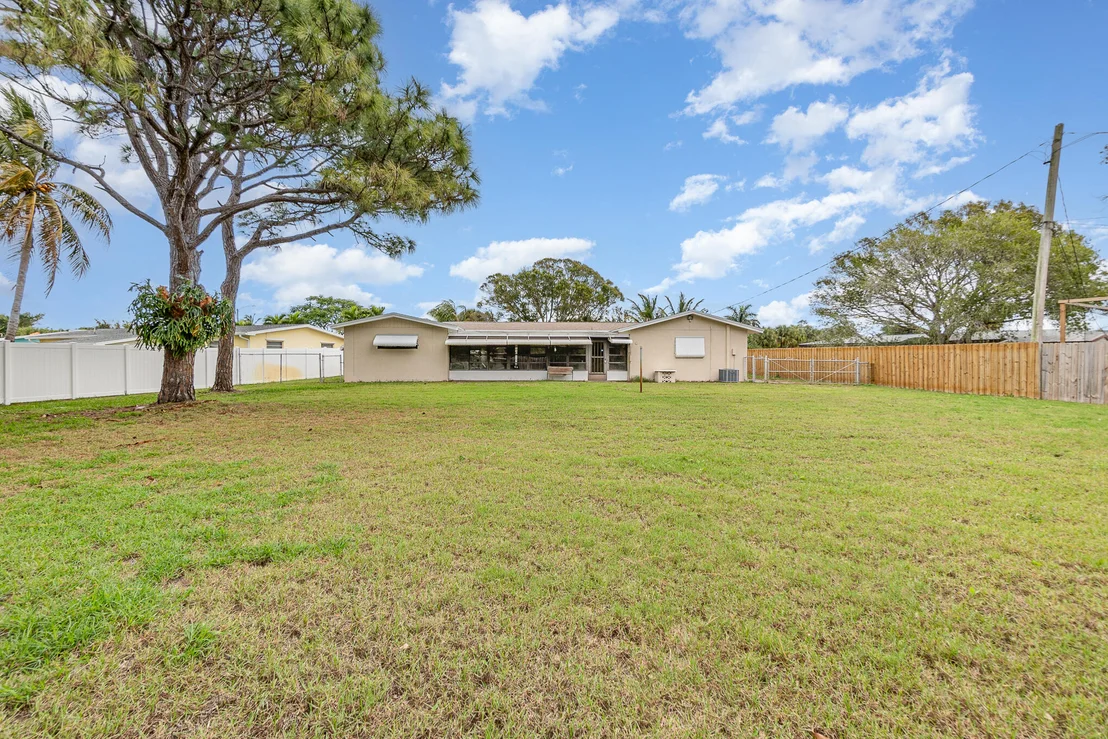Photo of 100 Mayaca Drive
