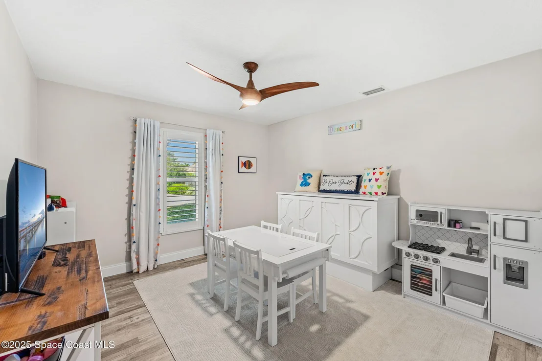 Photo of 565 Solitaire Palm Drive