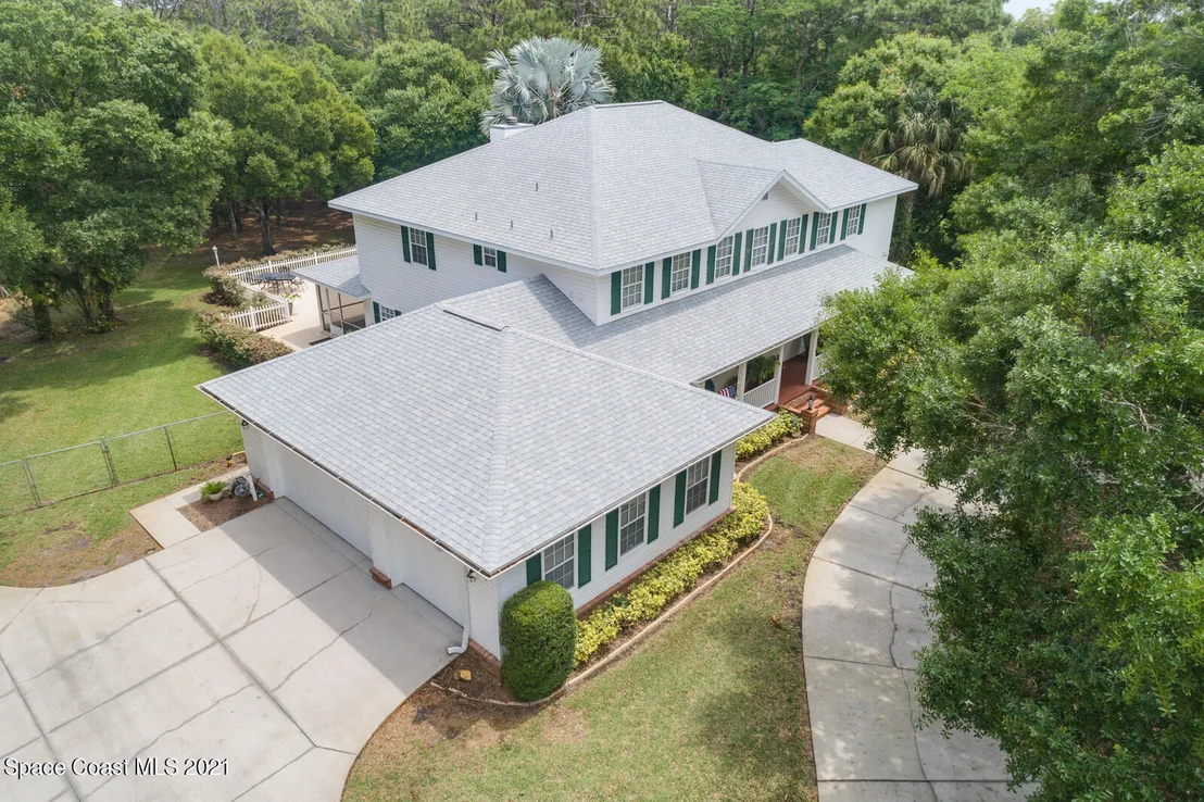 Photo of 2205 Pine Meadow Avenue