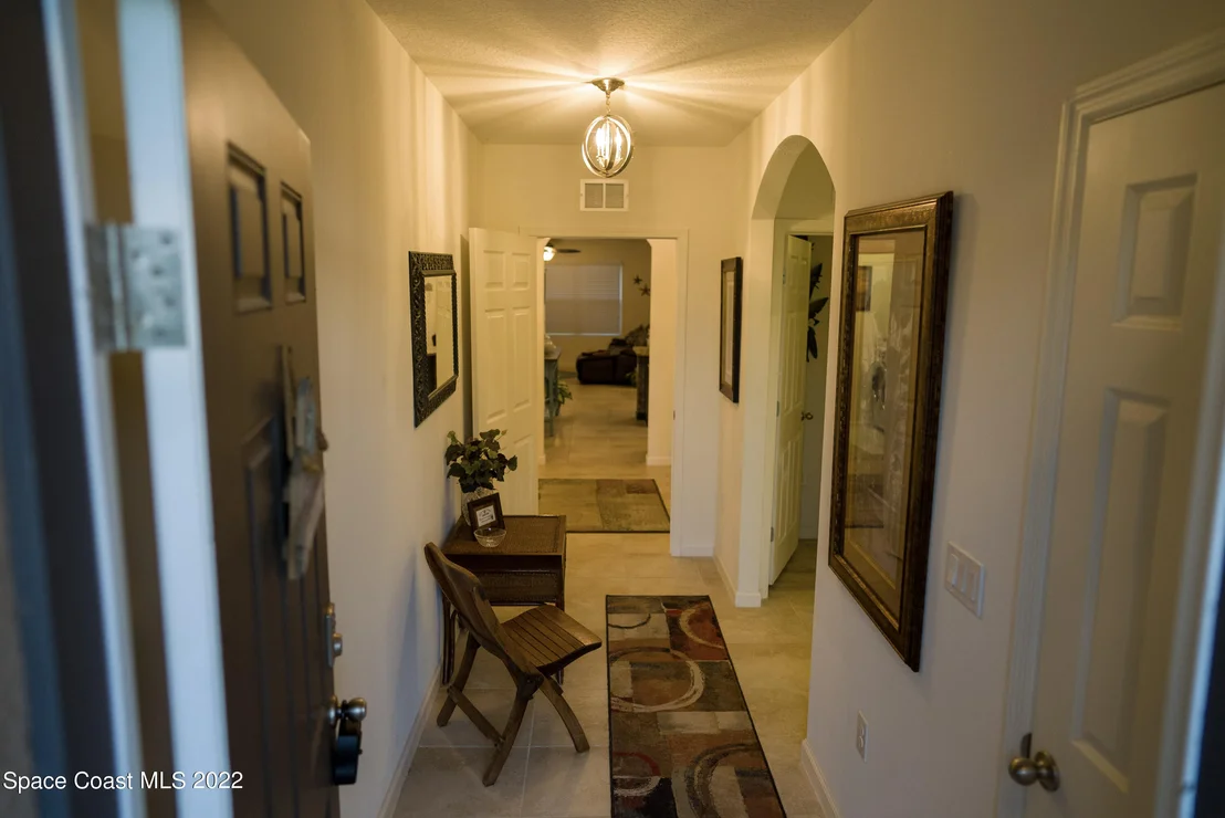 Photo of 2505 Falcon Lane