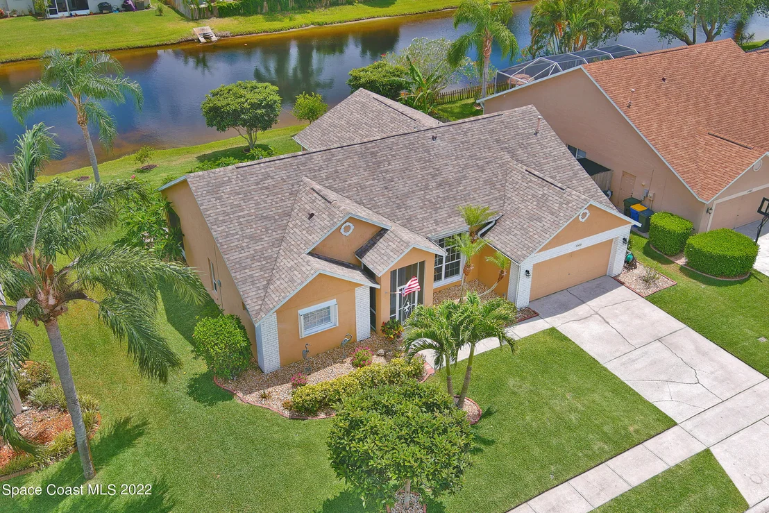 Photo of 1005 Pelican Lane