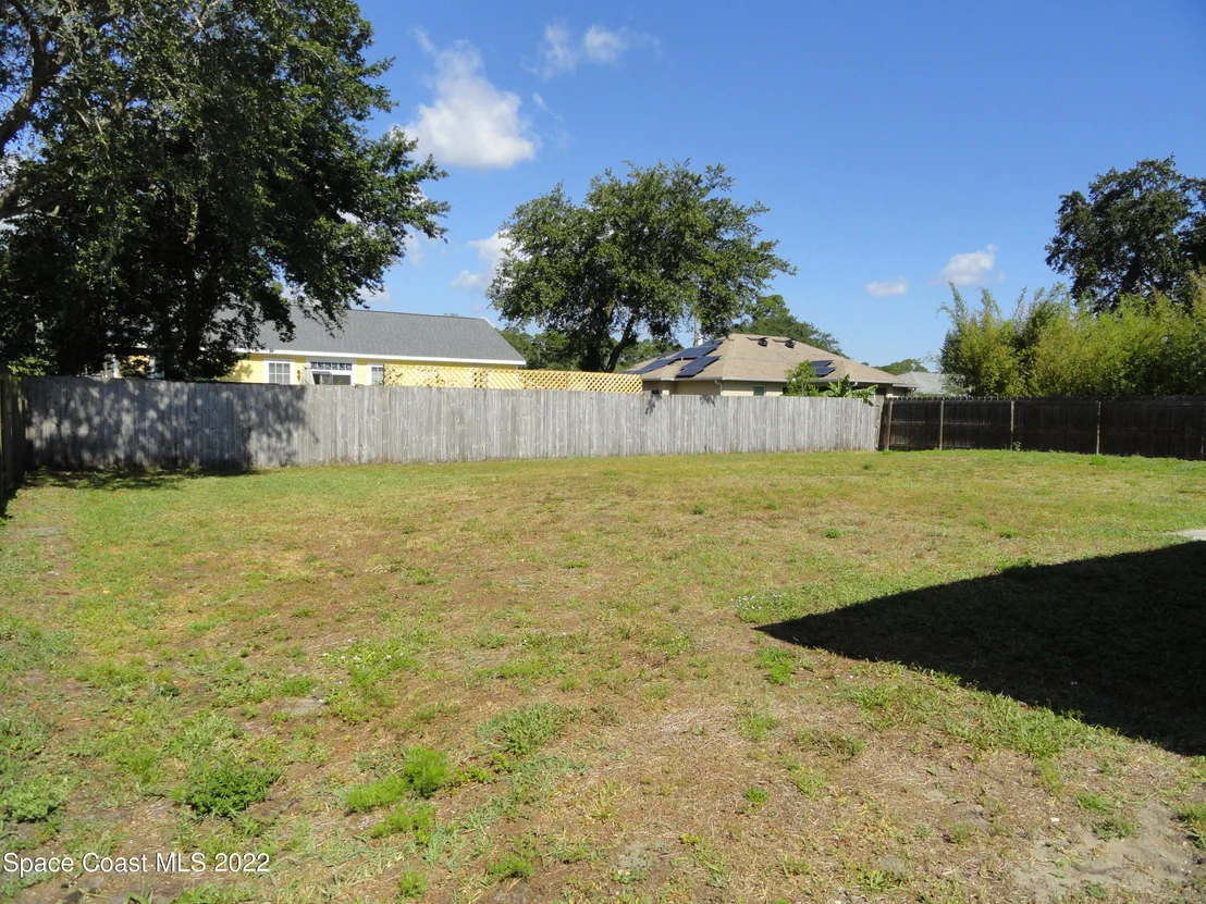 Photo of 6424 Muller Avenue