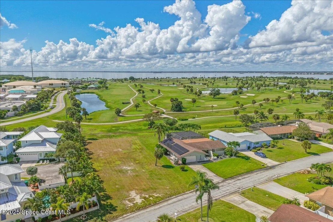 Photo of 10 Fairway Drive