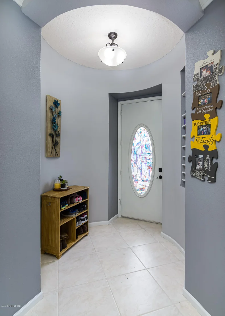 Photo of 1158 Bolle Circle