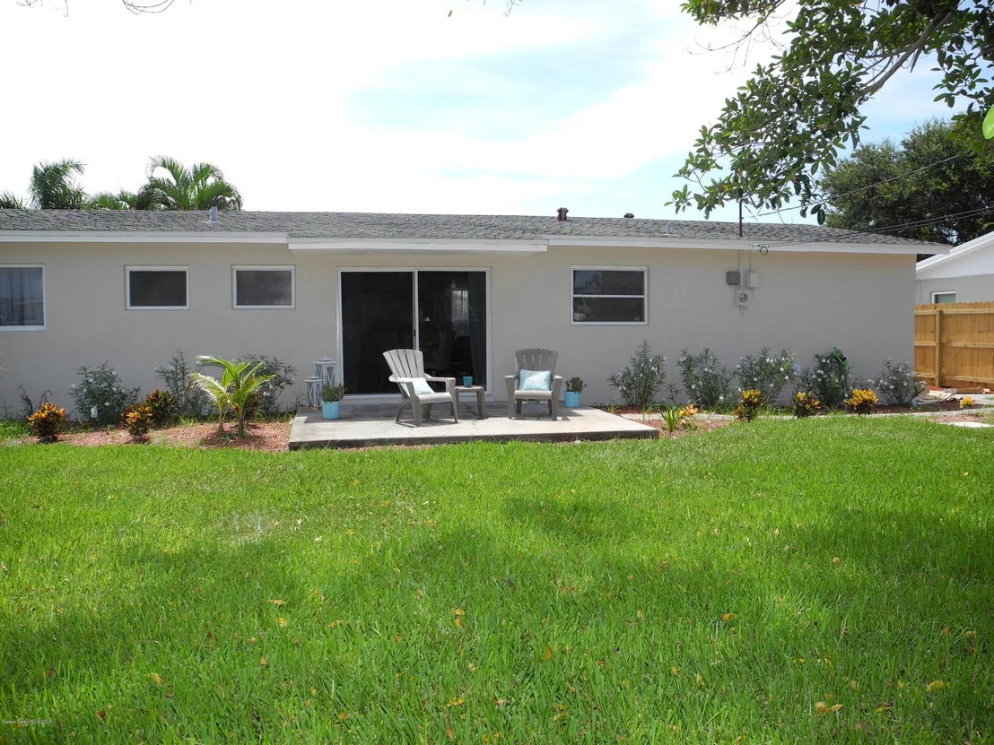 Photo of 220 Melaleuca Drive