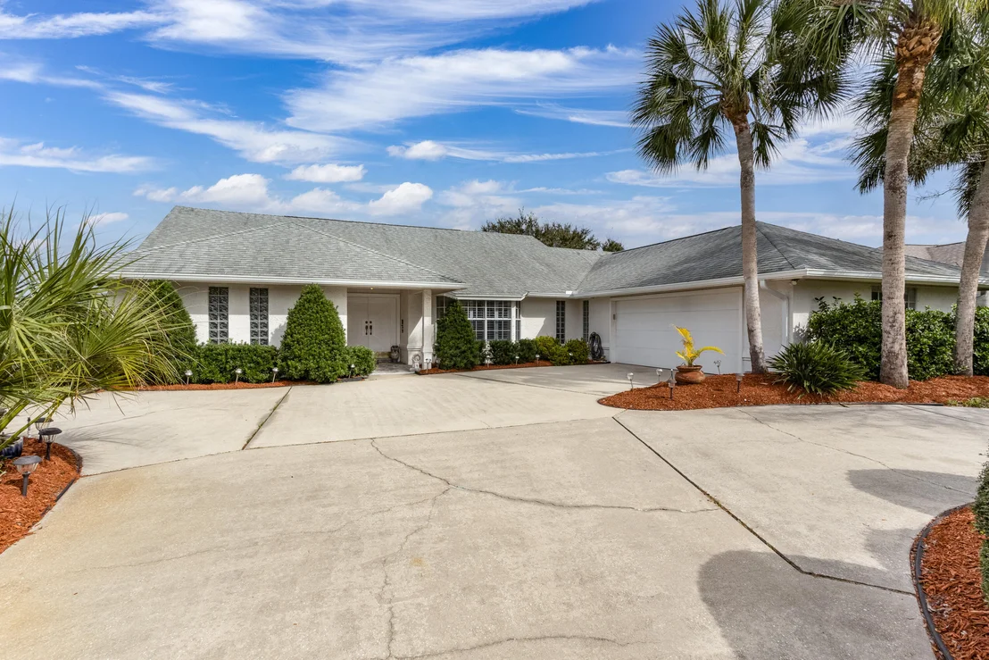 Photo of 1371 Silver Lake Drive