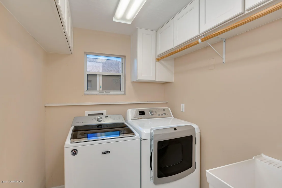 Photo of 5905 Newbury Circle