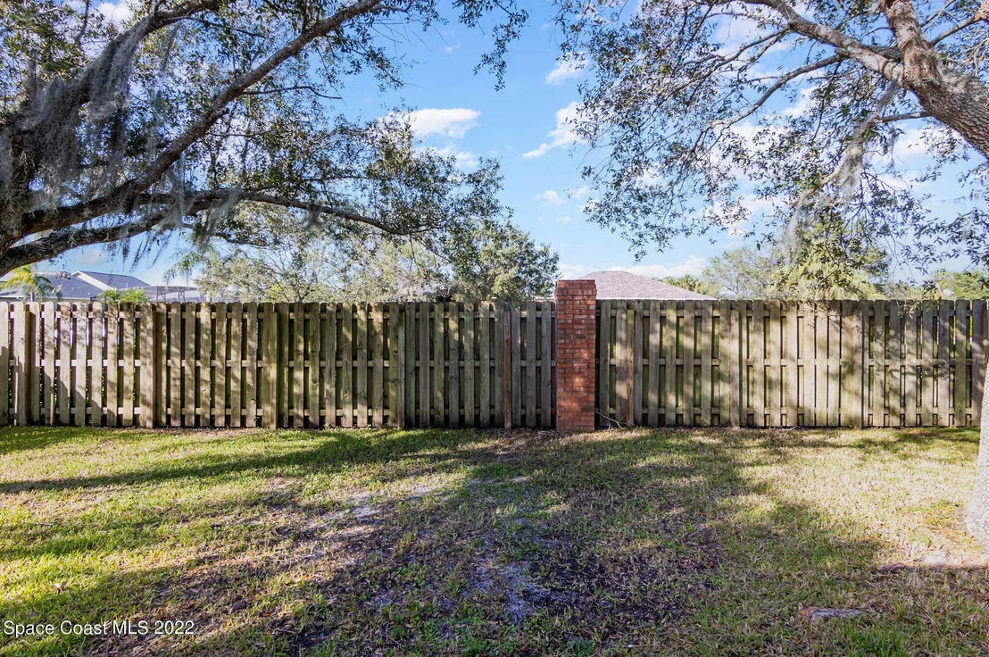 Photo of 1630 Brookshire Circle