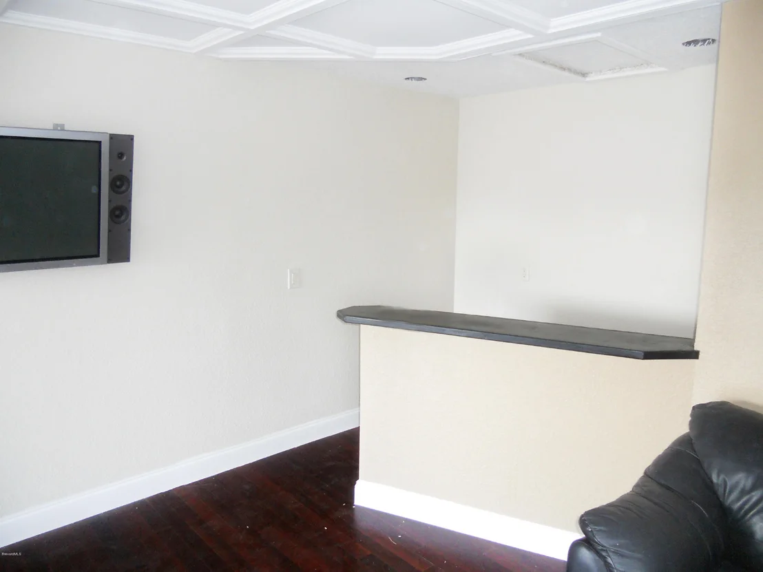 Photo of 103 Holiday Lane