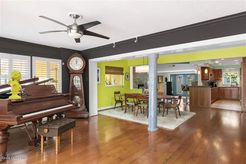 Photo of 11 W Point Drive