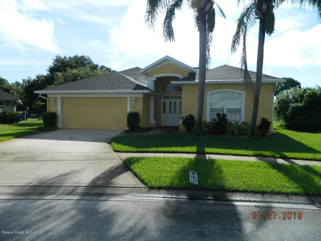 Photo of 816 Topaz Drive