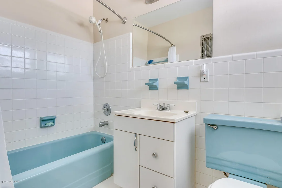 Photo of 3159 Abbott Avenue NE
