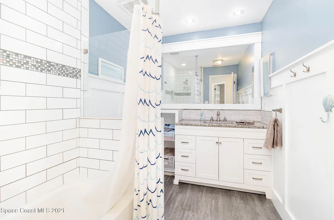 Photo of 548 Sawgrass Circle