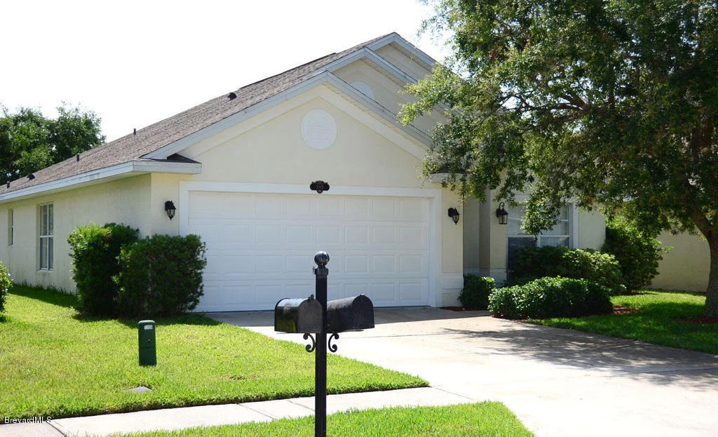 Photo of 1065 Sedgewood Circle