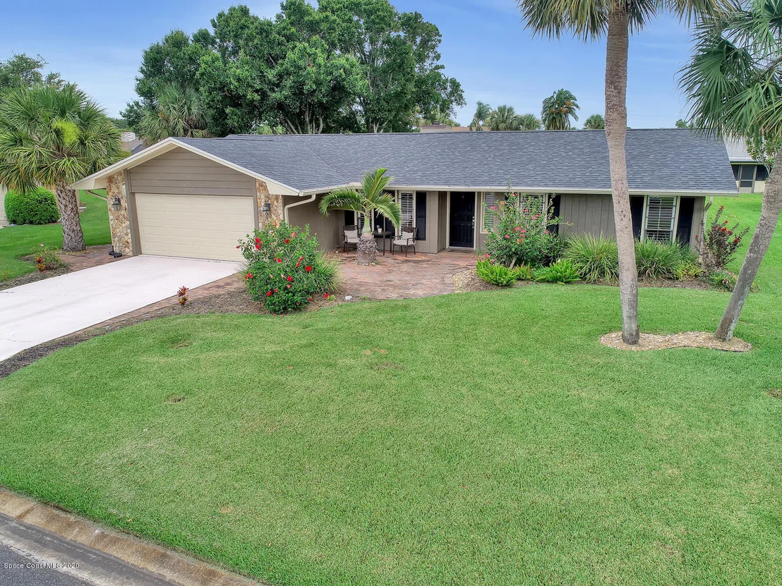 Photo of 1004 Cedarbrook Court