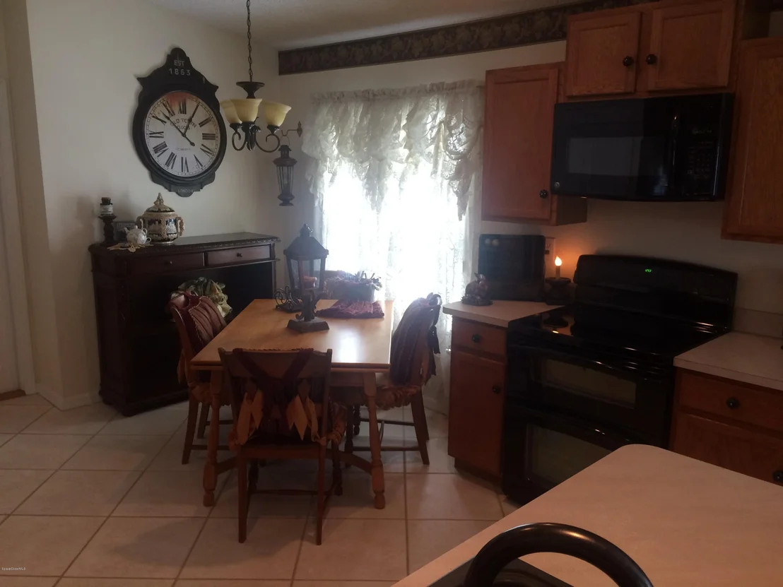 Photo of 8016 Bracken Lane