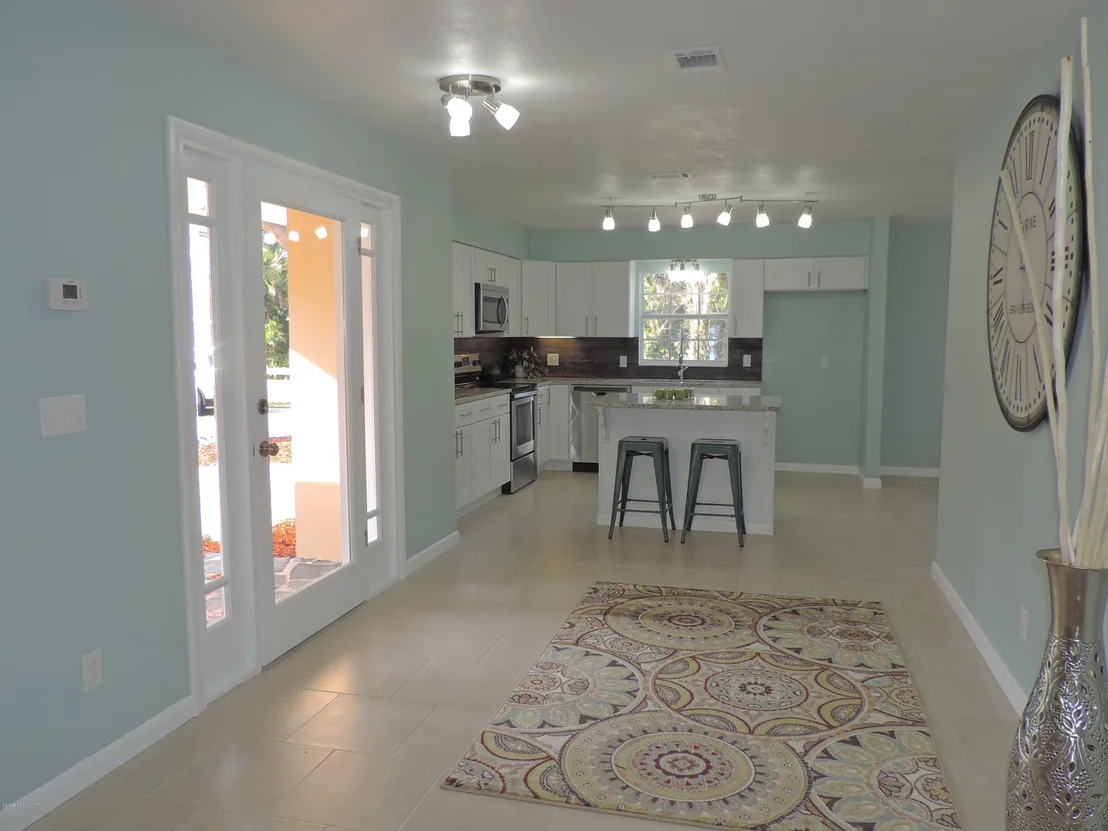 Photo of 307 Edgewood Drive