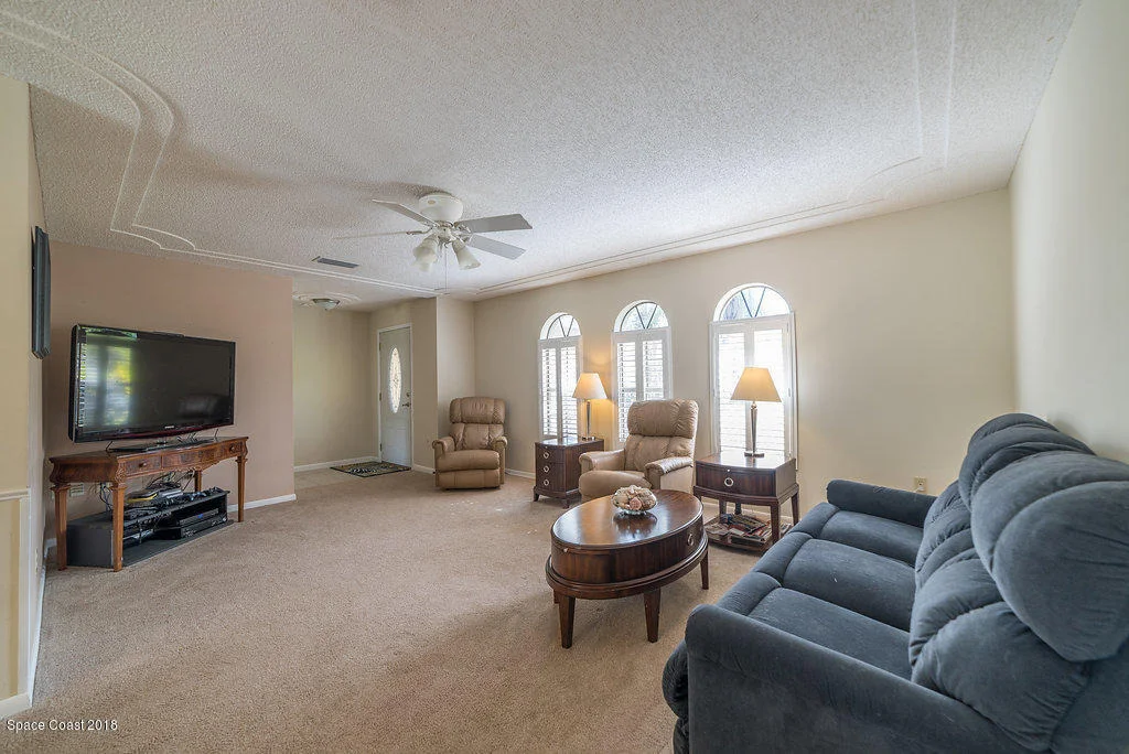 Photo of 700 Montclair Road NE