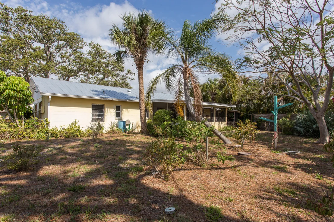 Photo of 749 Everglade Drive