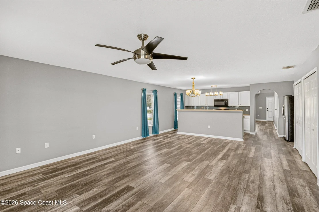 Photo of 3114 Burdock Avenue