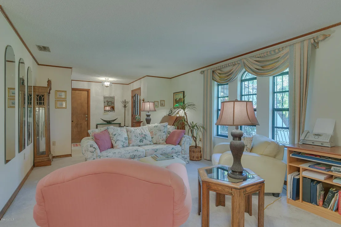 Photo of 2445 Hideaway Lane