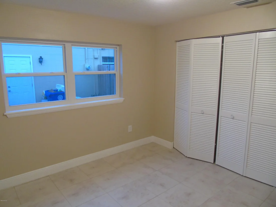 Photo of 897 Kings Post Road