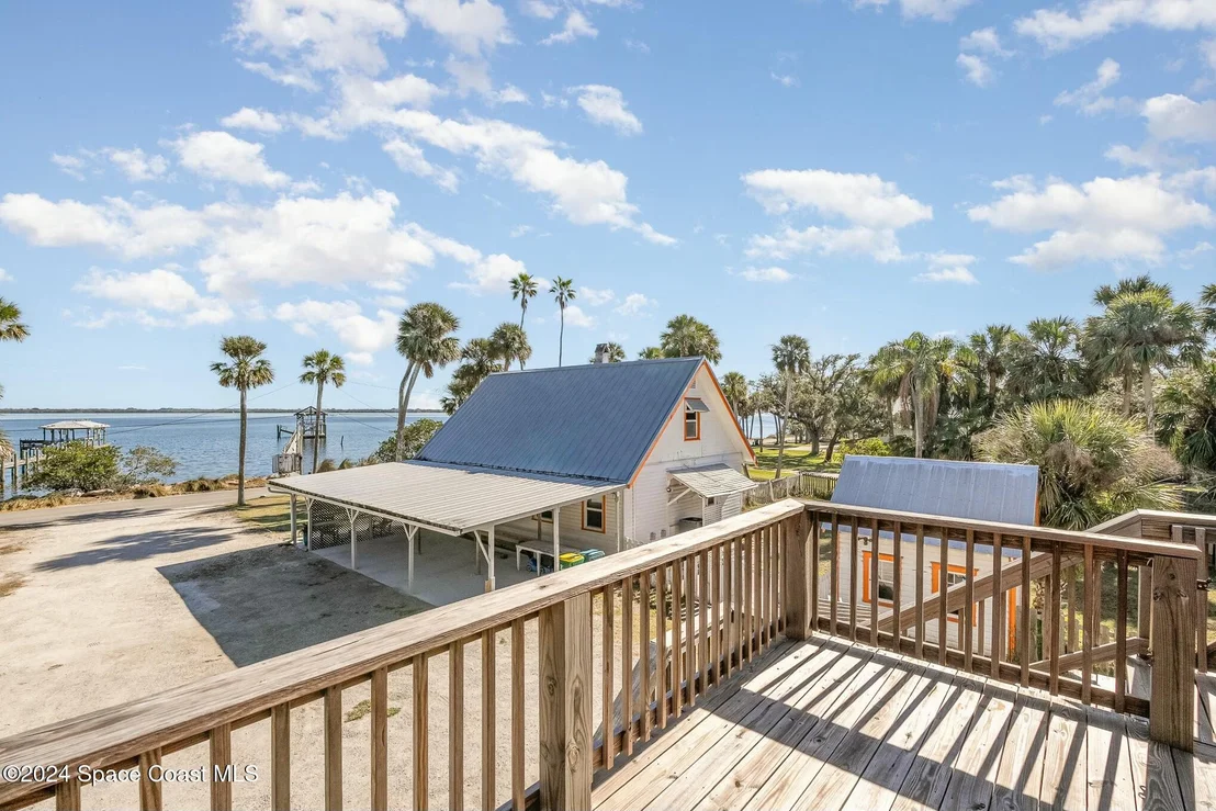 Photo of 3755 N Indian River Drive
