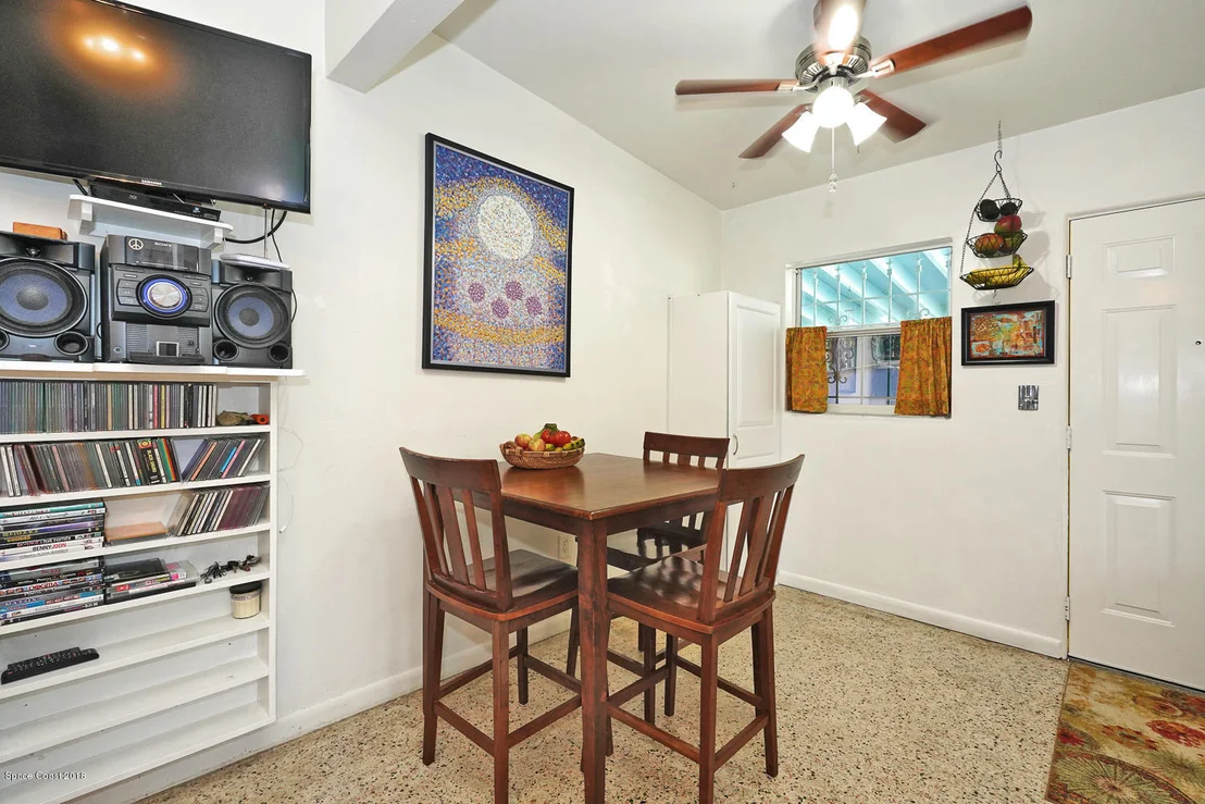 Photo of 416 Thomas Avenue