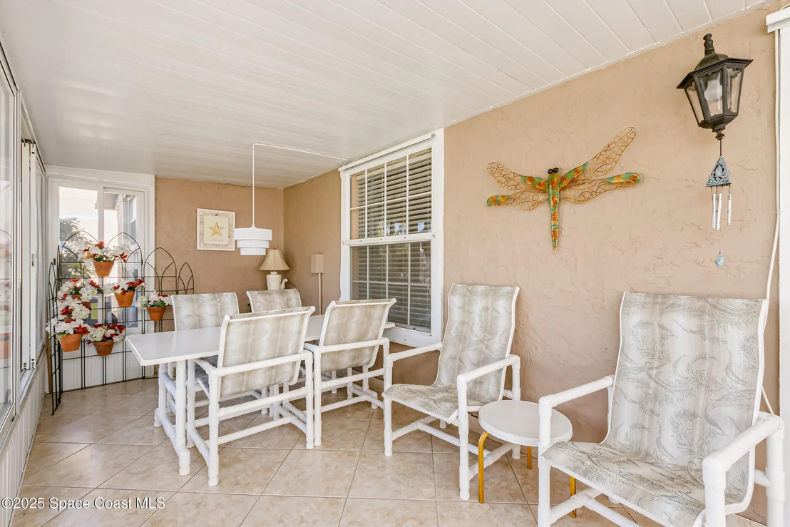 Photo of 912 S South Fork Circle
