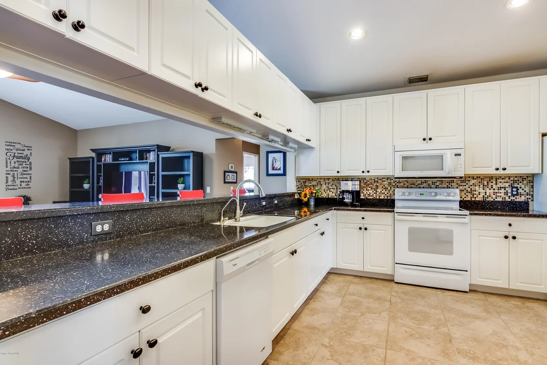 Photo of 744 Carriage Hill Road