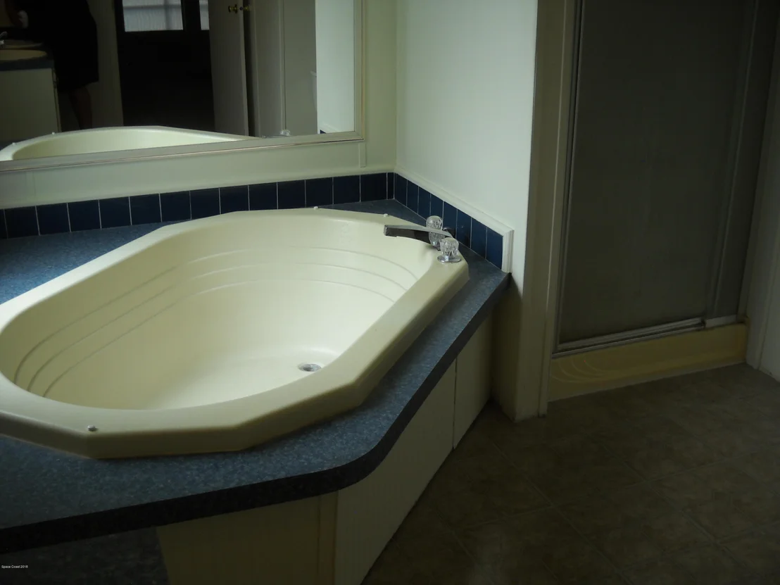 Photo of 513 Nicklaus Circle