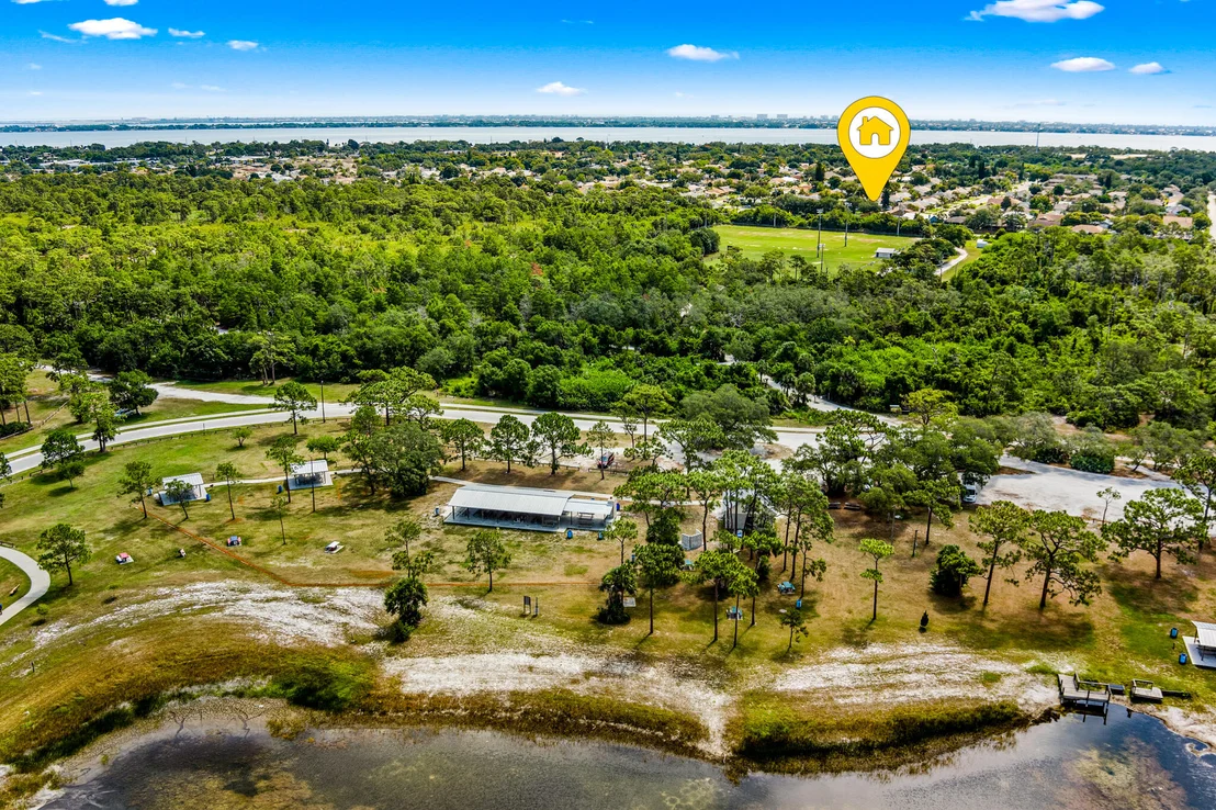 Photo of 2047 Bottlebrush Drive