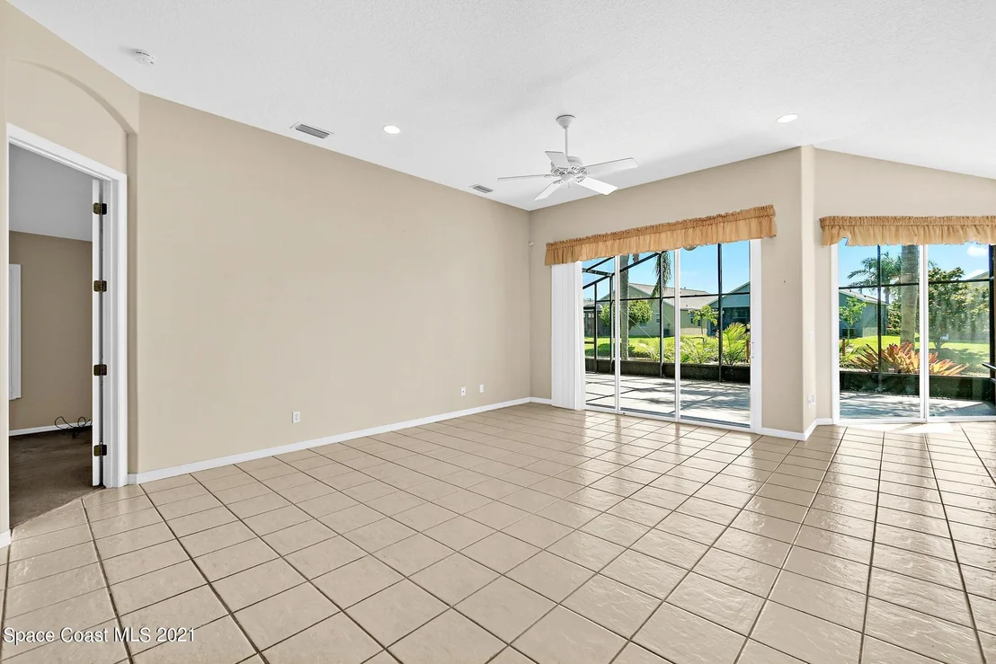 Photo of 1835 Ficus Point Drive
