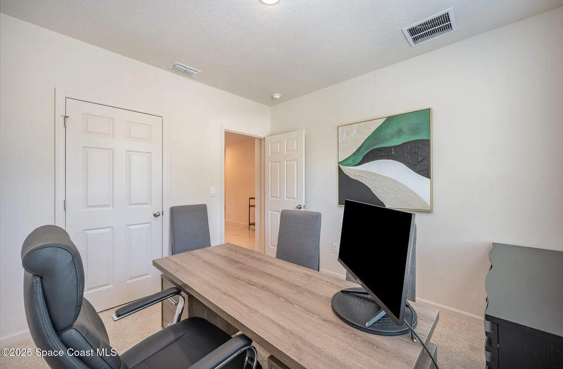 Photo of 2771 Indian River Parkway