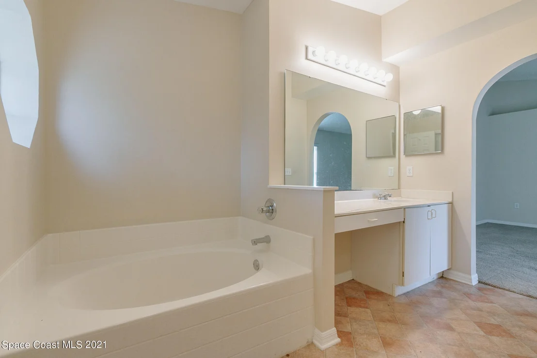 Photo of 8511 Ivanhoe Drive