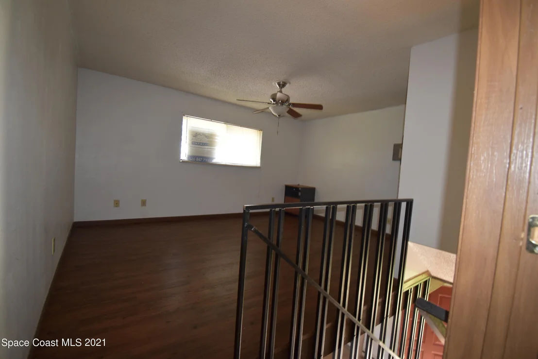 Photo of Unit 18 at 4414 Overlook Drive