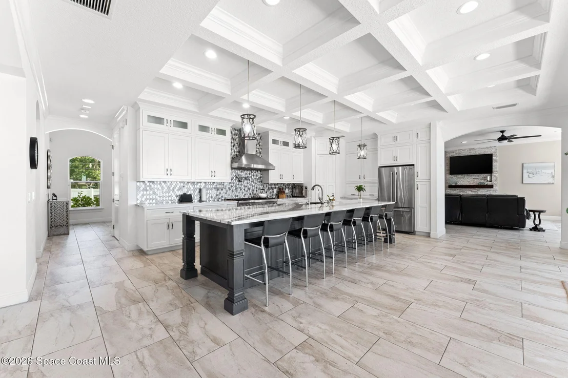 Photo of 3441 N Sylvan Lane