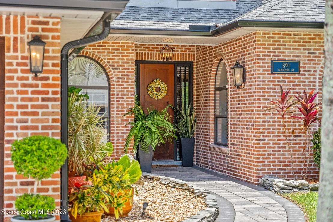 Photo of 891 Peregrine Drive