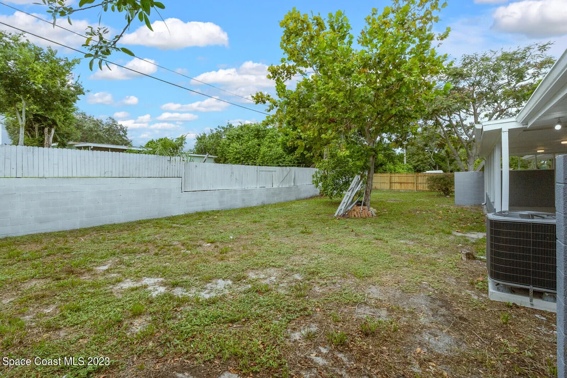 Photo of 1609 Pinecrest Court