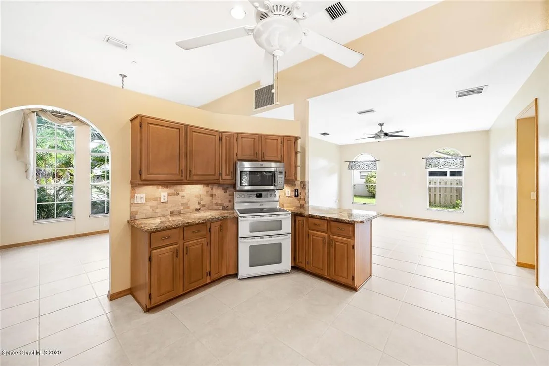 Photo of 1338 Silver Lake Drive