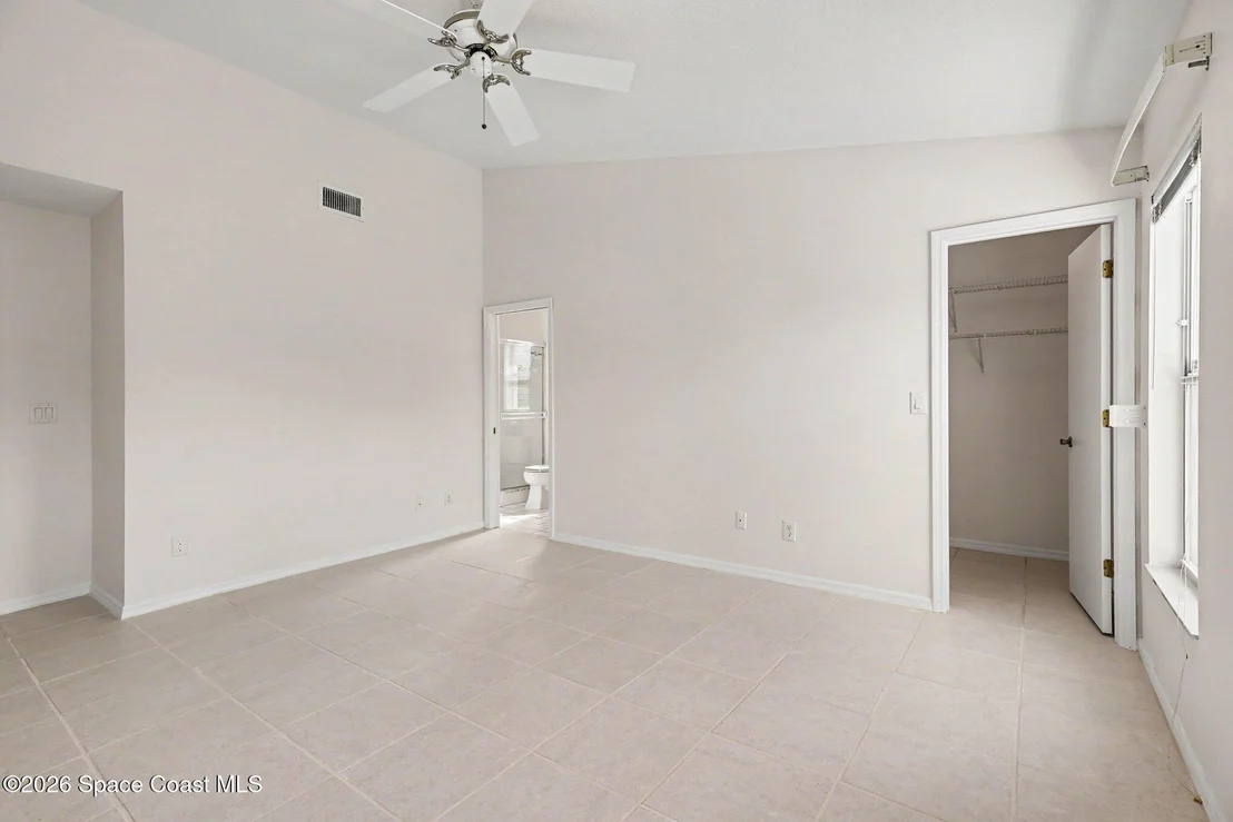 Photo of 1230 Meadowbrook Road NE