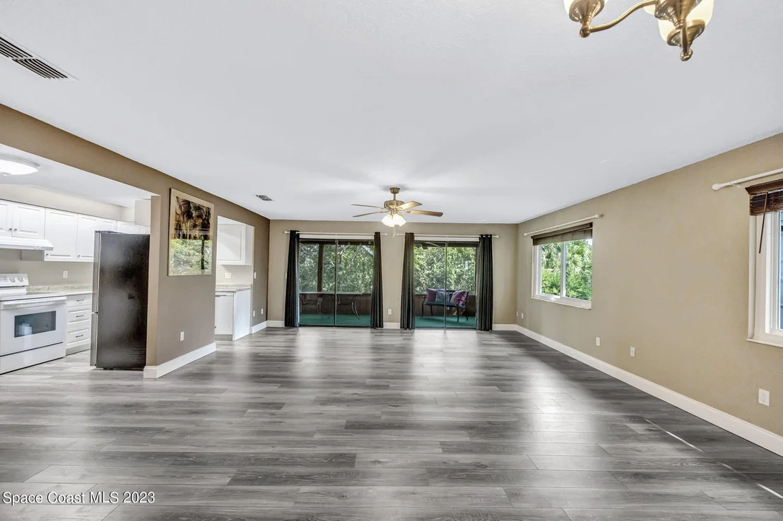 Photo of 414 Westchester Drive