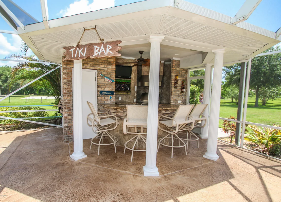 Photo of 1250 Tuckaway Drive