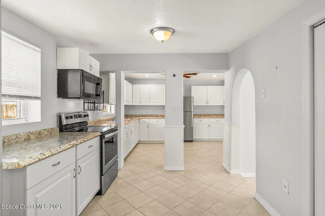 Photo of 1356 Arnold Drive