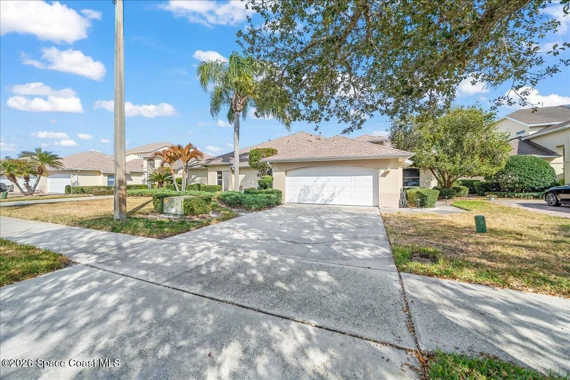 Photo of 1957 Golf Vista Boulevard