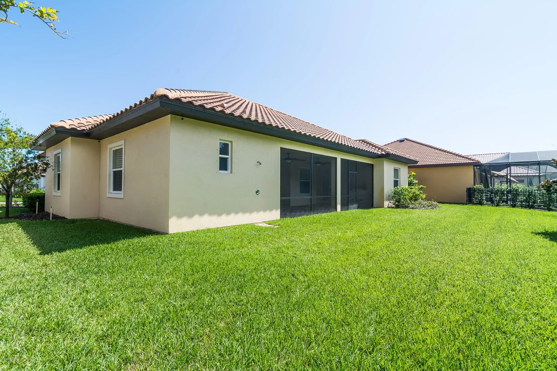 Photo of 1322 Tralee Bay Avenue