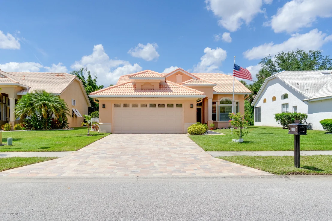 Photo of 1028 Wimbledon Drive