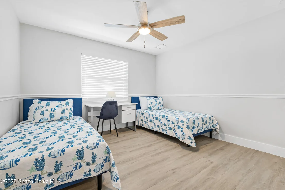Photo of 6765 Angeles Road