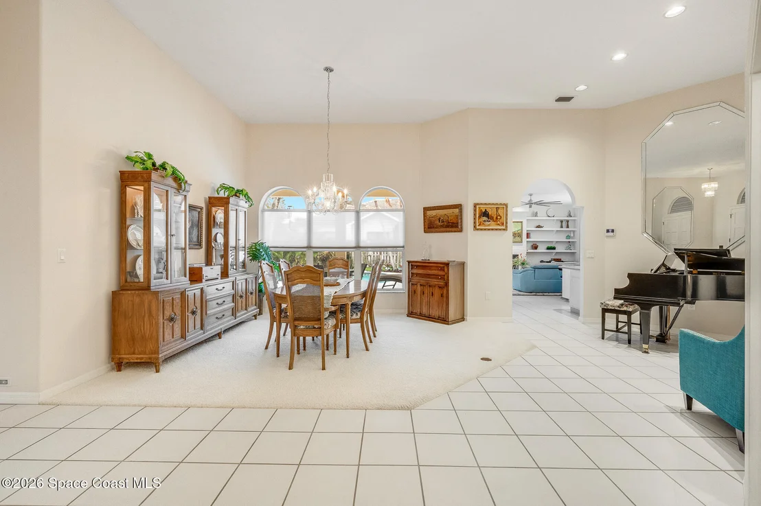 Photo of 370 Normandy Drive
