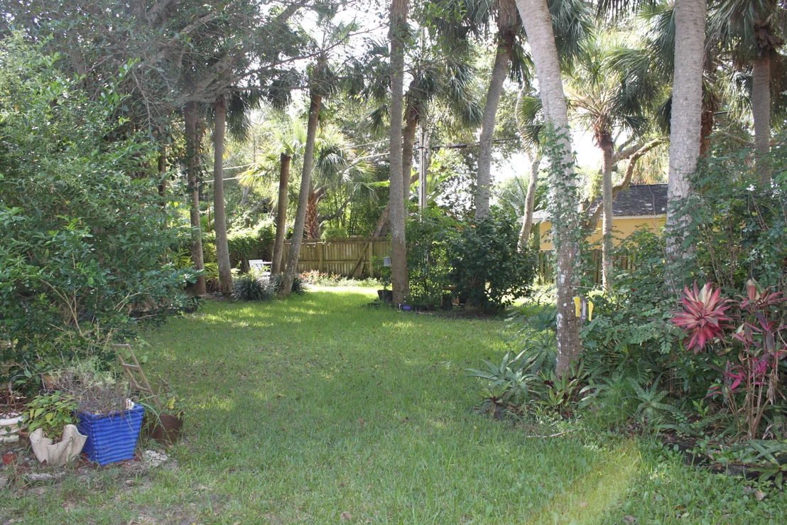 Photo of 125 Cardinal Drive